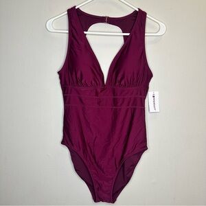 New Coppersuit Women's Solid One Piece Swimsuit Burgundy Size M
